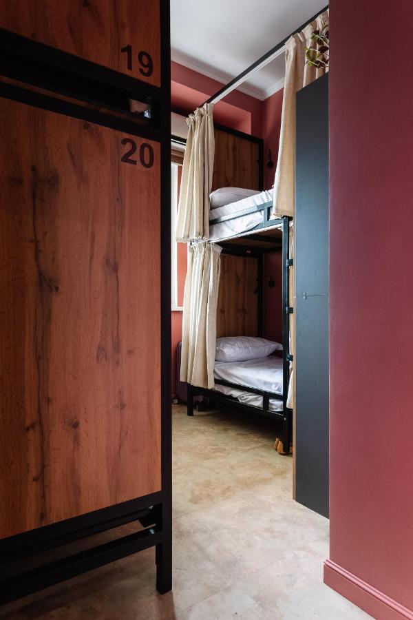 Doma Hostel Almaty Eksteriør billede